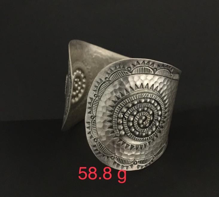 Thai Karen Hill Tribe Silver Bangle 20BG033