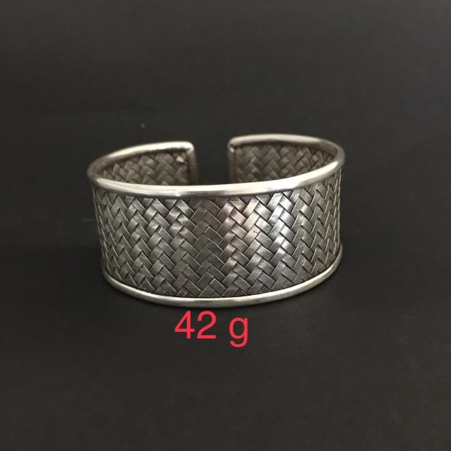 Thai Karen Hill Tribe Silver Bangle 20BG034