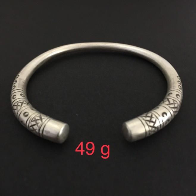 Thai Karen Hill Tribe Silver Bangle 20BG037