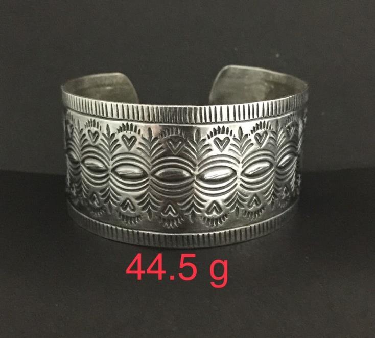 Thai Karen Hill Tribe Silver Bangle 20BG159