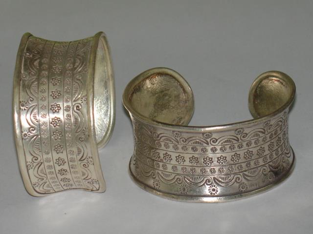 Thai Karen Hill Tribe Silver Bangle Tribal Printed Bangle BG025 