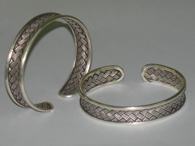 Thai Karen Hill Tribe Silver Bangle Woven Bangle BG041 