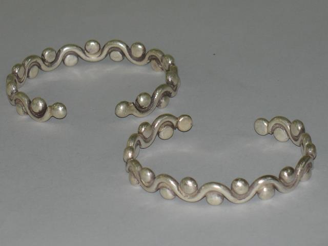 Thai Karen Hill Tribe Silver Bangle Curves Bangle BG083 