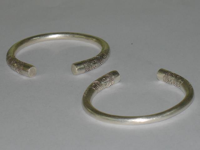 Thai Karen Hill Tribe Silver Bangle Tribal Printed Bangle BG088 