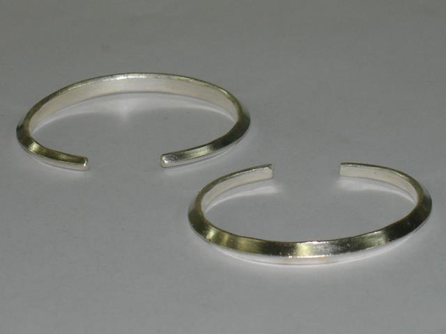 Thai Karen Hill Tribe Silver Bangle Plain Bangle BG098 