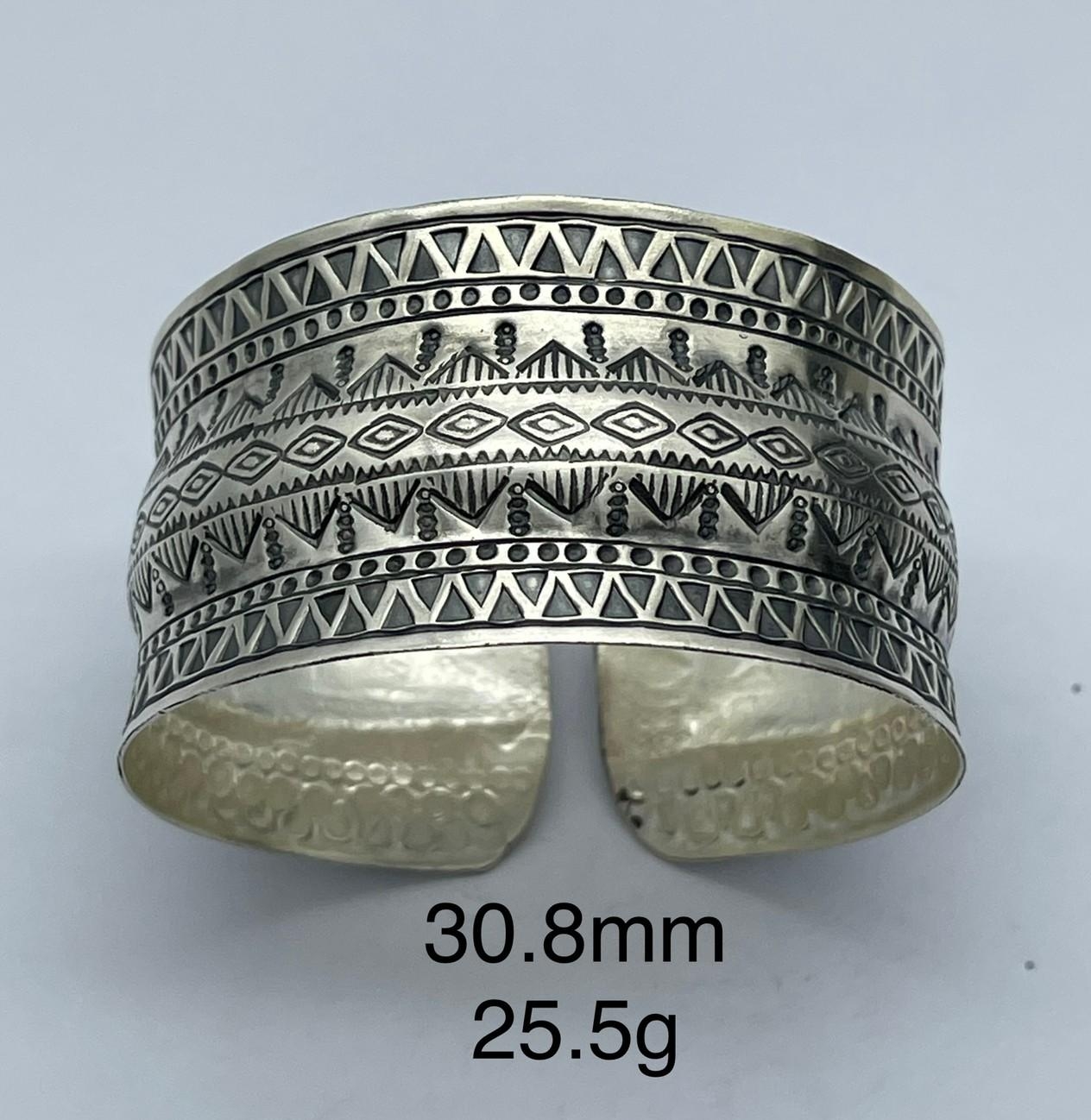 Thai Karen Hill Tribe Silver Bangle BG211TKSH124
