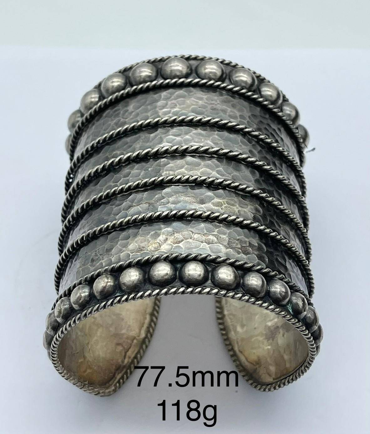 Thai Karen Hill Tribe Silver Bangle BG211TKSH148