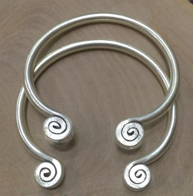 Thai Karen Hill Tribe Silver Bangle BG386
