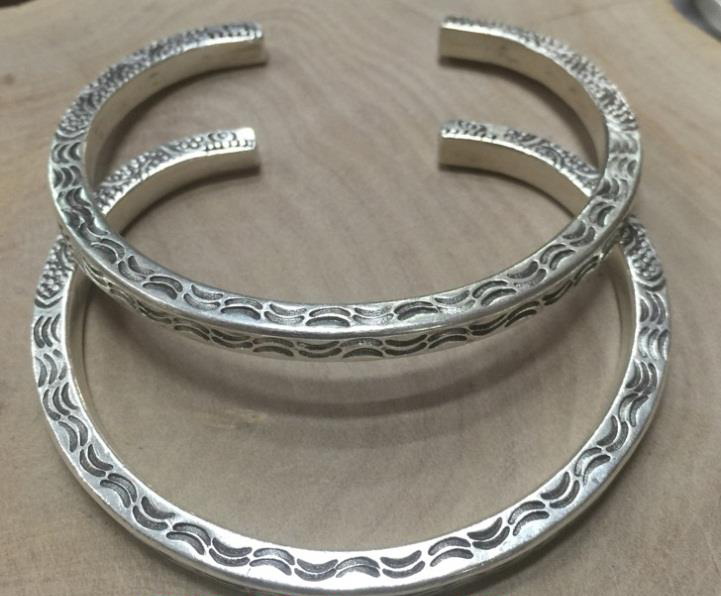 Thai Karen Hill Tribe Silver Bangle BG404