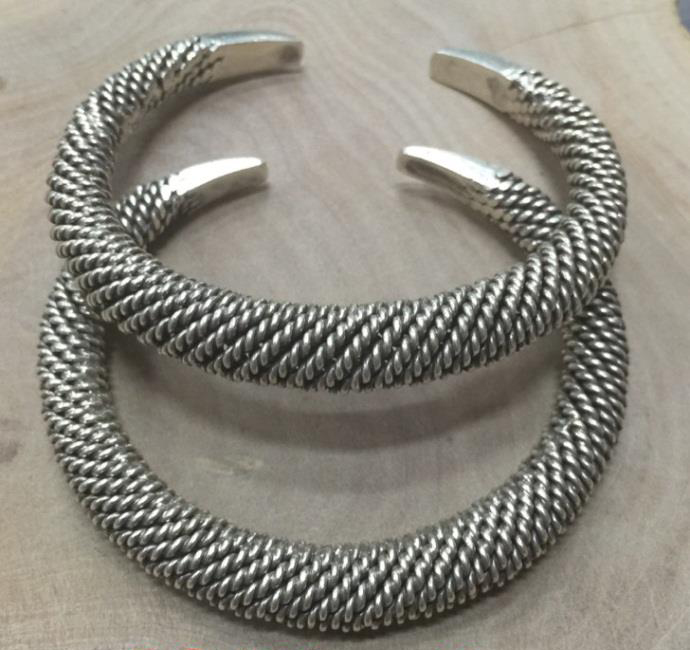 Thai Karen Hill Tribe Silver Bangle BG408
