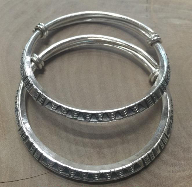 Thai Karen Hill Tribe Silver Bangle BG413
