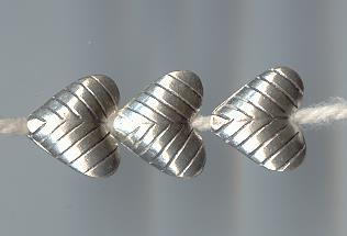 Thai Karen Hill Tribe Silver Beads Line Printed Heart Beads BL187 (5 Beads)