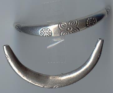 Thai Karen Hill Tribe Silver Beads Dot & Flower Printed Curve Beads BL234 (2 Beads)