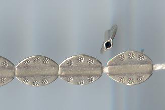 THAI KAREN HILL TRIBE SILVER BEADS DAISY PRINTED OVAL BEADS BL328 (5 BEADS)