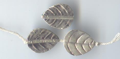 Thai Karen Hill Tribe Silver Beads Plain Flower Loose Bead BL355 (2 Beads)