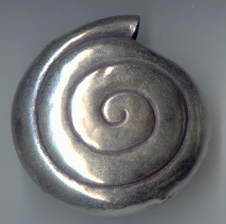 Thai Karen Hill Tribe Silver Beads Sea Shell Beads BL493 (1 Beads)