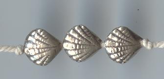 Thai Karen Hill Tribe Silver Beads Scallop Beads BL508 (5 Beads)