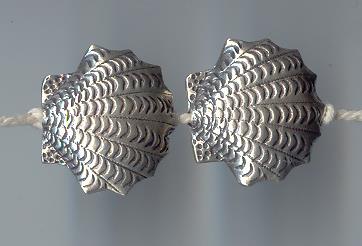 Thai Karen Hill Tribe Silver Beads Sea Shell Beads BL556 (2 Beads)