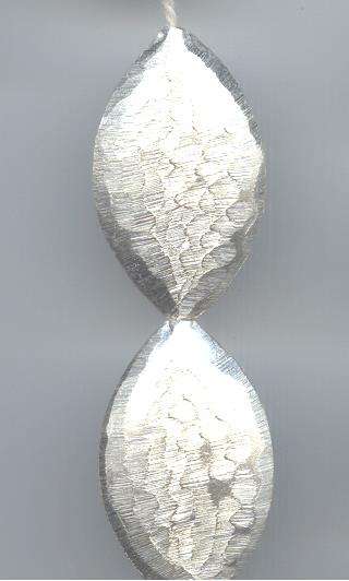 Thai Karen Hill Tribe Silver Beads Hammered Oval Bead BL634 (1 Bead)