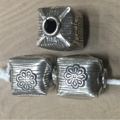 Thai Karen Hill Tribe Silver Beads BL984 (5 Beads)