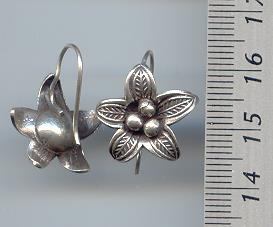 THAI KAREN HILL TRIBE SILVER  LEAF PRINTED FLOWER EARRINGS ER061 