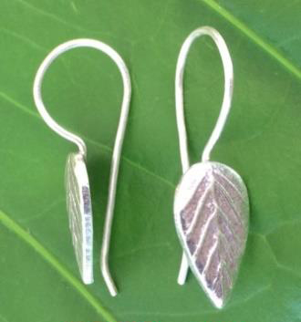 THAI KAREN HILL TRIBE SILVER EARRING ER278 
