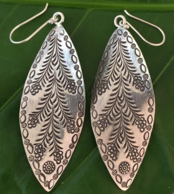 THAI KAREN HILL TRIBE SILVER EARRING ER354 