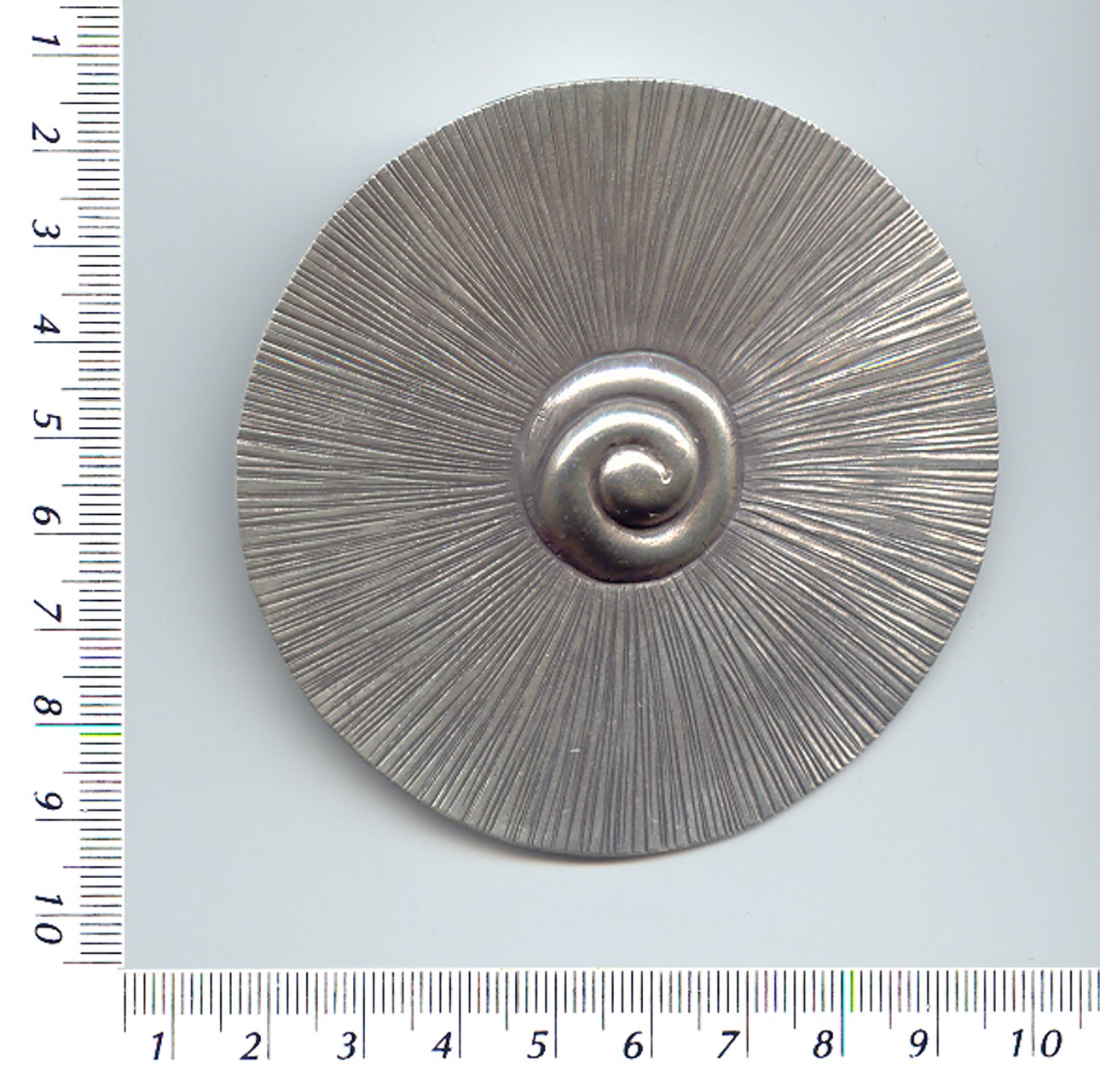 Thai Karen Hill Tribe Silver Sea Shell With Radius Grand Circular Pendant NL025
