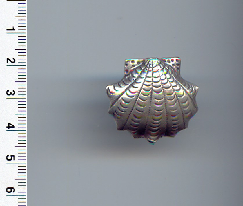Thai Karen Hill Tribe Silver Scallop Pendant NL187