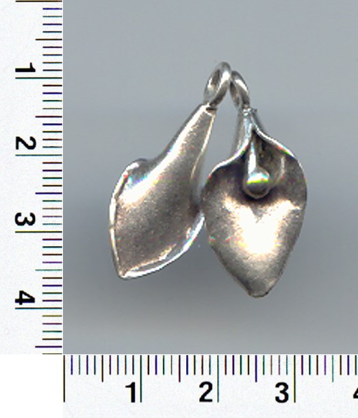 Thai Karen Hill Tribe Silver Pendants Long Leaf Flower Pendant NM043 