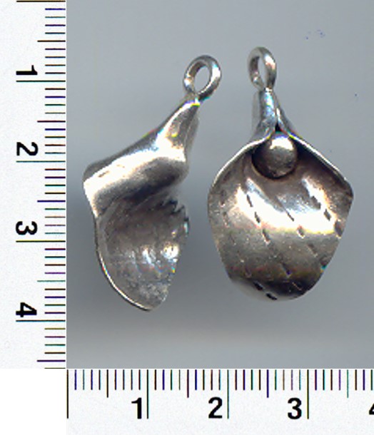 Thai Karen Hill Tribe Silver Pendants Long Leaf Flower Pendant NM045 