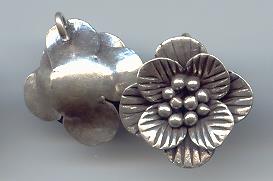 THAI KAREN HILL TRIBE SILVER PENDANTS CUTE FLOWER PENDANT NM066 