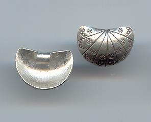 THAI KAREN HILL TRIBE SILVER PENDANTS PRINTED DOT SHELL PENDANT NM123 