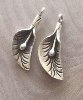 Thai Karen Hill Tribe Silver Pendants NM310 