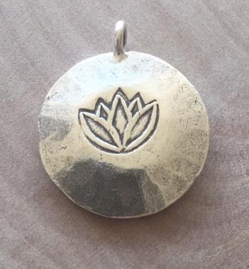 Thai Karen Hill Tribe Silver Pendants NM318 