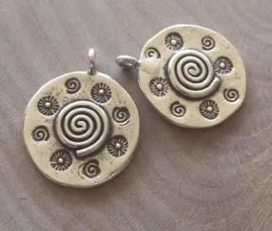 Thai Karen Hill Tribe Silver Pendants NM319 