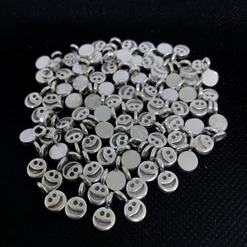 THAI KAREN HILL TRIBE SILVER PENDANTS 20PD166 (10 BEADS)