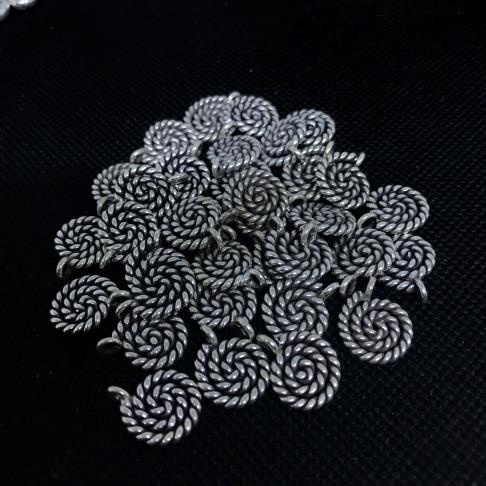 Thai Karen Hill Tribe Silver Pendants 20PD183 (10 Beads)