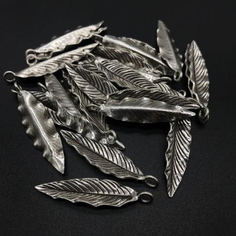 
								Thai Karen Hill Tribe Silver Pendants 20PD289 (10 Beads)