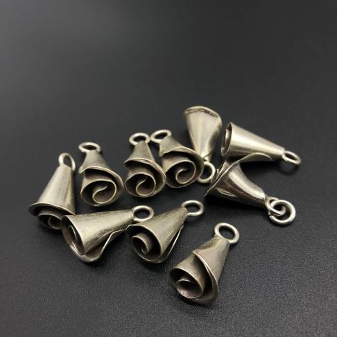Thai Karen Hill Tribe Silver Pendants 20PD370 (10 Beads)