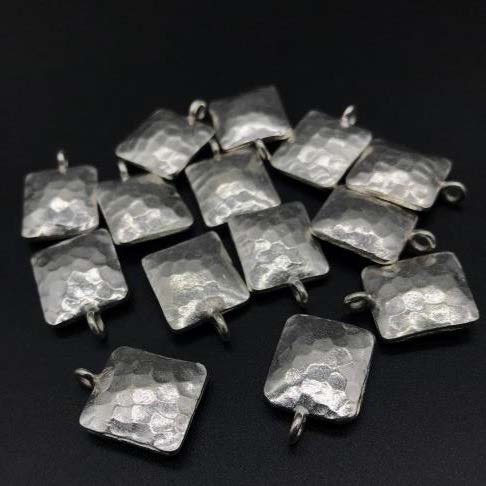 Thai Karen Hill Tribe Silver Pendants 20PD378 (10 Beads)