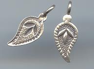 THAI KAREN HILL TRIBE SILVER LEAF PRINTED PENDANT NS014