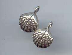 THAI KAREN HILL TRIBE SILVER SCALLOP PENDANTS NS034