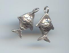 Thai Karen Hill Tribe Silver Cute Fish Pendant NS045