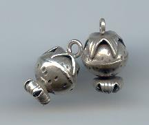 Thai Karen Hill Tribe Silver Pendants Lovely Strawberry Bell Pendants NS212