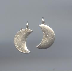 THAI KAREN HILL TRIBE SILVER PENDANTS PLAIN HALF MOON PENDANT NS275