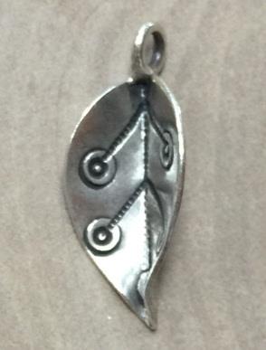Thai Karen Hill Tribe Silver Pendants NS670